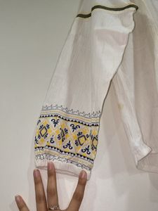 Printed Sleeves White Top With Some Flaws