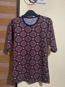 Patterned 3/4 Sleeve T-Shirt