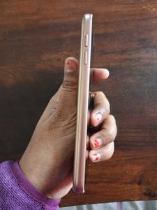 Samsang Galaxy J2 Core