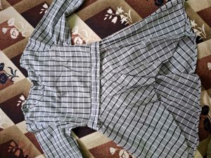 White And Black Checkered Top
