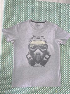 Roadster Graphic T-Shirt - Size M
