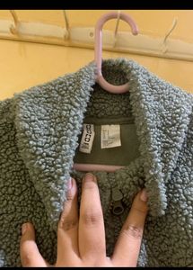 New H&amp;M Cozy Green Cropped Pullover