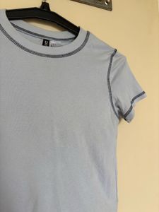 H&amp;M SOLID TOP