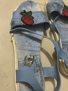 Denim Rose Sandals🌹