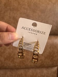 Accessorize London: Gold Cutout Hoop Earrings