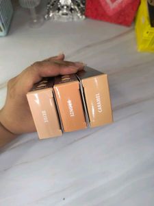Elle 18 Makeup Kit