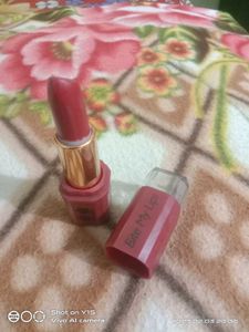 Lipstick (Bite My Lips)