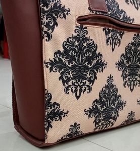 Zouk Office Tote Bag