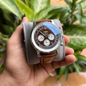 The Legendary Breitling Navitimer MENS PREMIUM WAT
