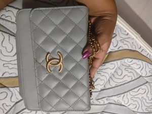 Elegant Quilted Shoulder Bag – Stylish &amp; Versatile