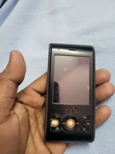 Sony Ericsson W595