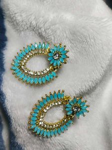 sky Blue colour earring