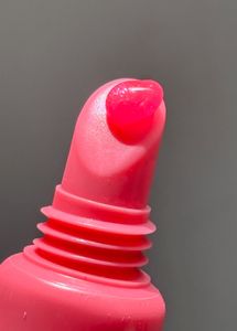 Rhode Peptide Lip Tint :- Sugar Cookie