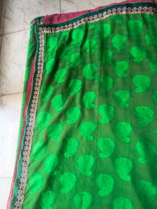 Pink &amp; Green Embroidered Saree😍