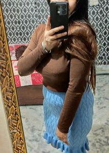 Combo Woolen Skirt And Top