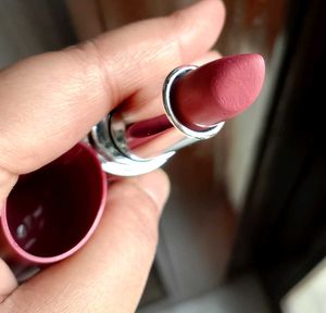 Mamaearth Creamy Matte Lipstick