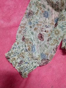 Square Shape Crop Top