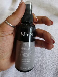 Duo-Make Up Fixer