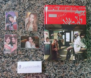 KPOP Itzy Official Albums and Photocards