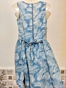 🎄Buy 1, Get 1 Free🎁Blue &amp; White Leaf Print Dress