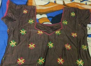 ATTRACTIVE BROWN TOP