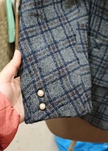 Checkered Blazer - Stylish &amp; Chic