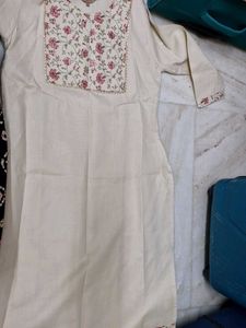 Elegant Floral Print Kurta Set