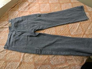 CARGO JEANS