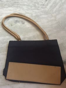 Elegant Black Floral Embroidered Handbag