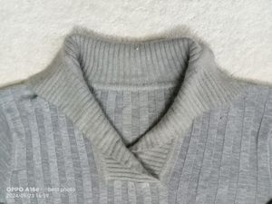 Ladies Sweater