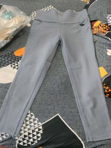 Stylish Grey Jeggings