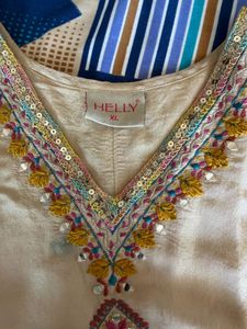 Floral Embroidered Kurta