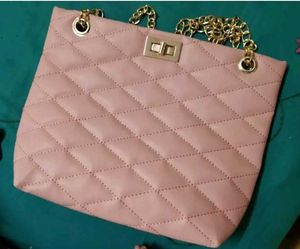 Quilted Chain Strap Bag (White,Pink,Black)
