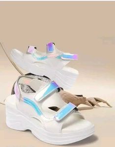 New metallic Wedges Size 5