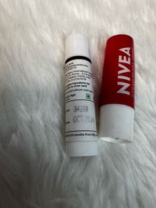 Deconstruct &amp; Nivea Lip Balm Duo