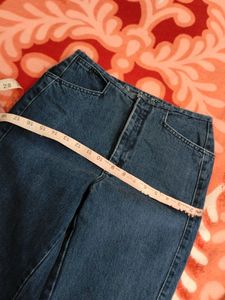 Straight Fit - 28 Waist Blue Jean