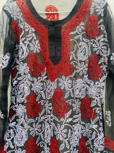 ❗️❗️Amazing Chikankari Short Kurti❗️❗️