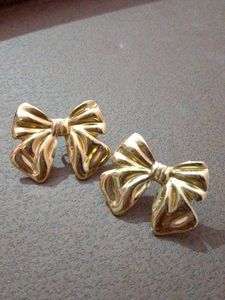 Gold Bow Earrings