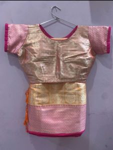 New Contrast Wedding Pattu Saree With Blouse