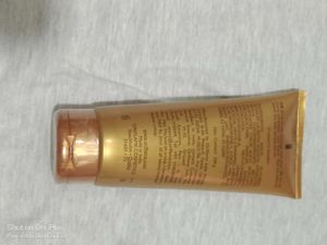 Milk &amp; Honey Scrub
