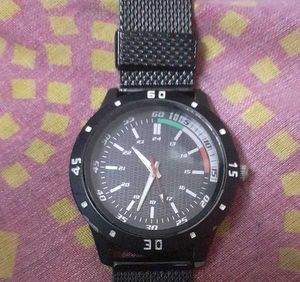 Sleek Black Quartz Watch
