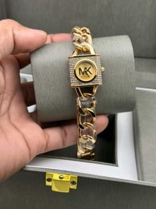 Michael Kors Women Watch Og Store Model