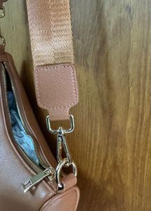 Vintage-style Shoulder Bag