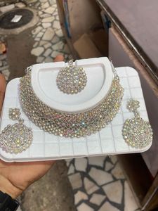 Sparkling Jewelry Set