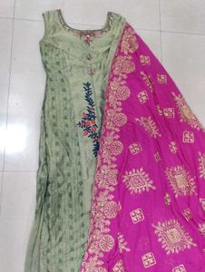 Kurti Duppata Set For Festive Wear