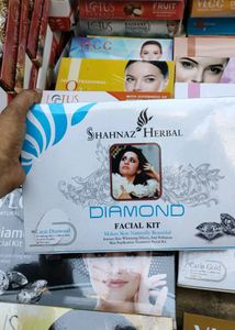 Shahnaz Diamond Facial Kit