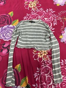 Gray Striped Long Sleeve Crop Top
