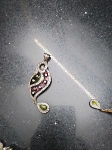 Elegant Gemstone Pendant Necklace