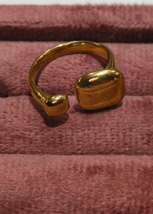 OCTAV RING