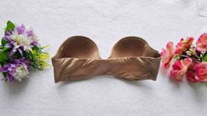 Victoria&#39;s Secret : Tube